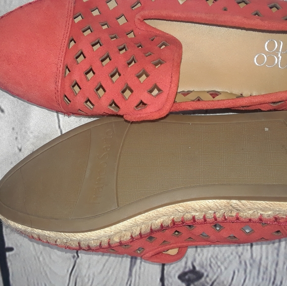 Shoes - Picture 5 of 5